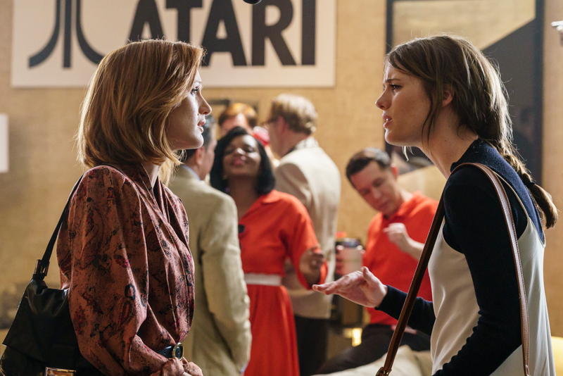 Kerry Bishé and Mackenzie Davis (Photo: Tina Rowden/AMC)